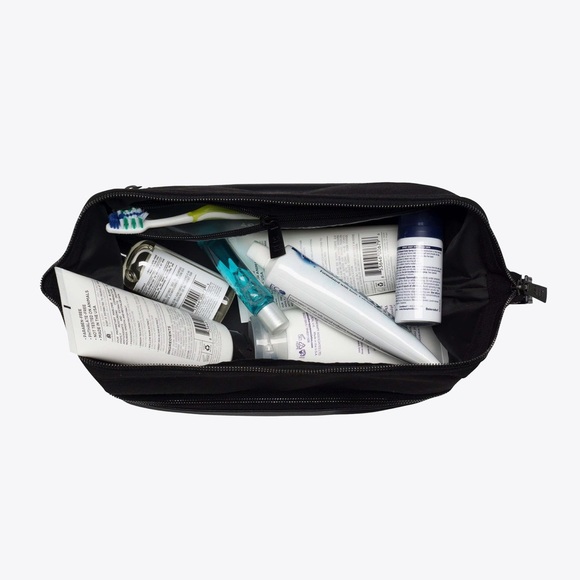 BEIS Dopp Kit - Picture 4 of 6